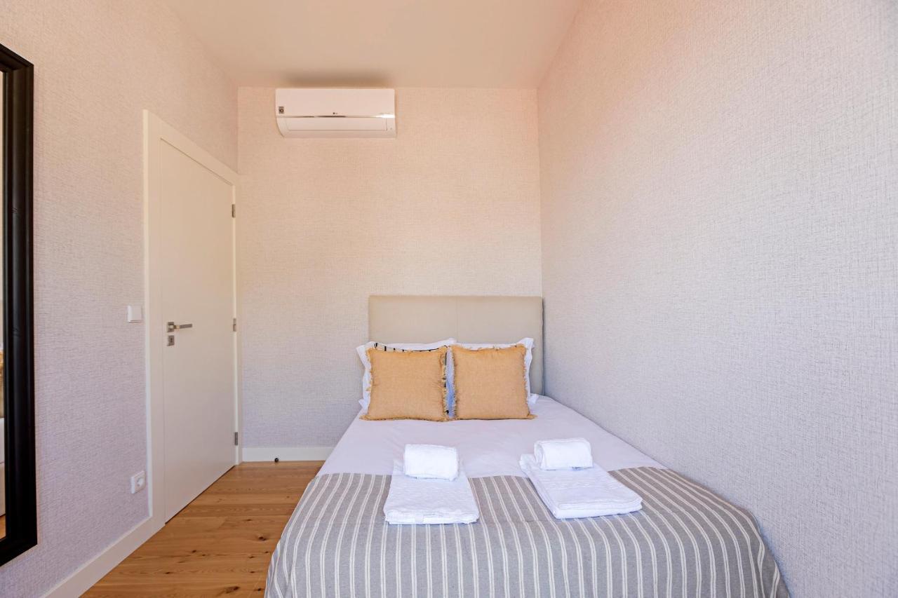 Wonderful Flat Near River W/ Ac By Lovelystay Porto Ngoại thất bức ảnh